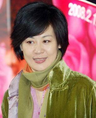 吴玉芳个人资料简介,才华横溢的艺术家，人生历程与艺术成就