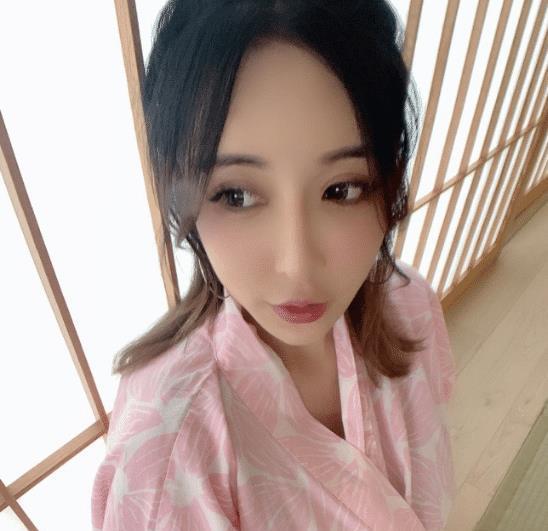 网红雪碧女,网红新势力，时尚潮流引领者